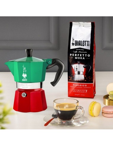 Cafetiere italienne - BIALETTI - Moka Express Italia - Tous feux sauf induction - 6 tasses - 300 ml - Vert / Rouge – BIALETTI (Cafetiere - Theiere - Chocolatiere) | STORE PRO SHOP 