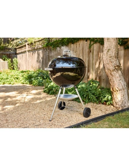 Barbecue a charbon - Weber - Compact Kettle - Ø57 cm - Acier émaillé - Clapet d'aération - 9 couverts  - Noir – WEBER (Barbecue) | STORE PRO SHOP 