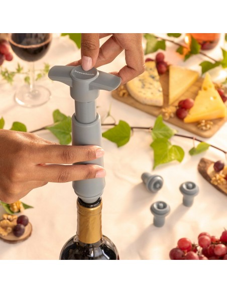 Pompe à vide et bouchons à vin Winuum InnovaGoods (4 bouchons)